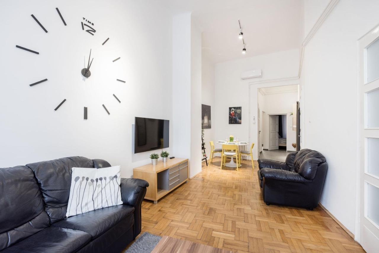 Elegant Apartment In Super Central Location Budapesta Exterior foto
